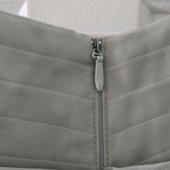 NWT Azazie Dito Flower Girl Dress, Size 2, Sage color - Picture 8 of 12